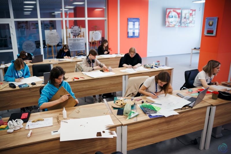 House photo created by freepik - www.freepik.com