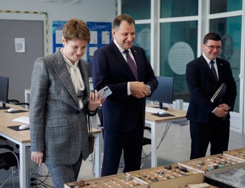 В рамках XIII Форума регионов Беларуси и России, который проходит в эти дни в Минске и Минской области, состоялся визит председателя Совета федеральной территории «Сириус», руководителя Фонда «Талант и успех» Елены Владимировны Шмелевой в Национальный детский технопарк.