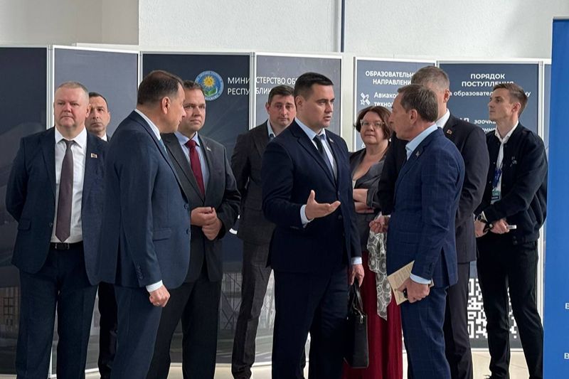 Николай Снопков посетил Национальный детский технопарк
